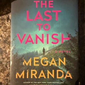 The Last To Vanish Paperback